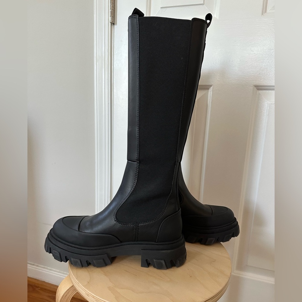 Ganni Knee High Leather Chelsea Boots Chunky Lug Sole Grunge Punk Edgy Black 10 - Picture 5 of 11